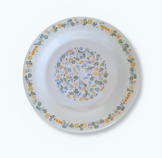Assiette Arcopal Reka – Motif fleuri vintage