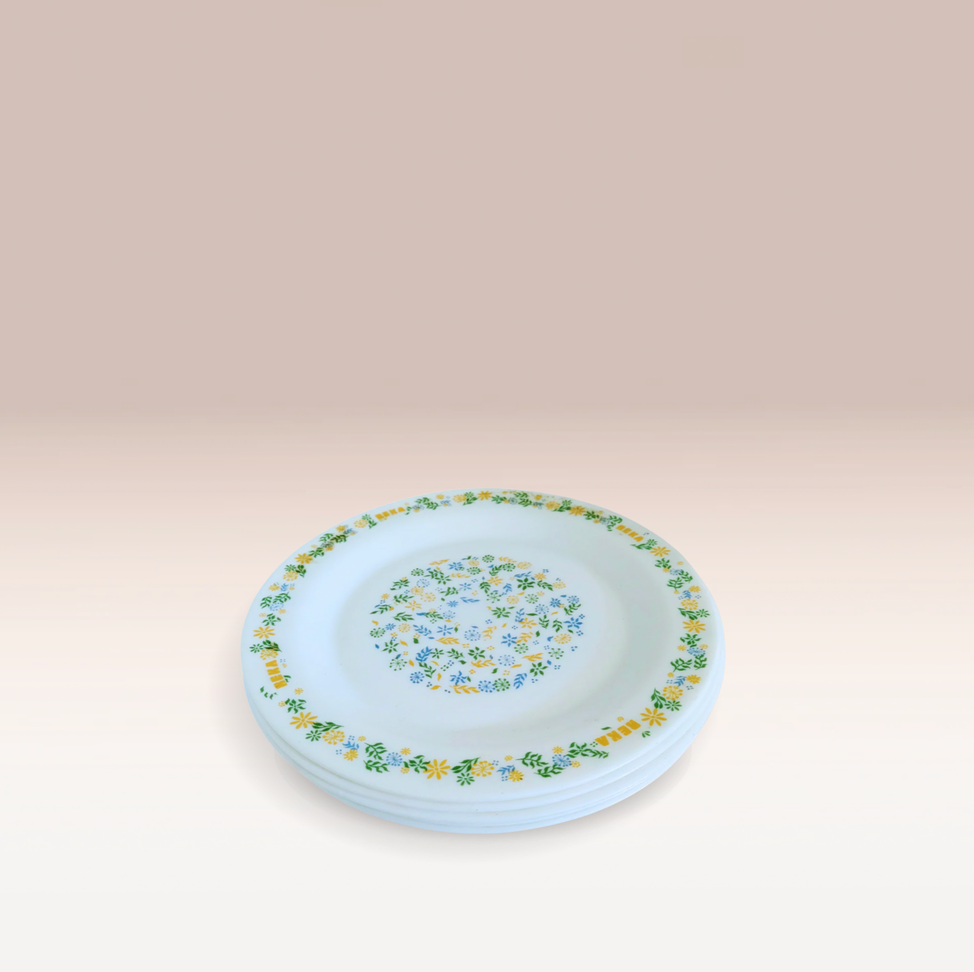 Assiette Arcopal Reka – Motif fleuri vintage