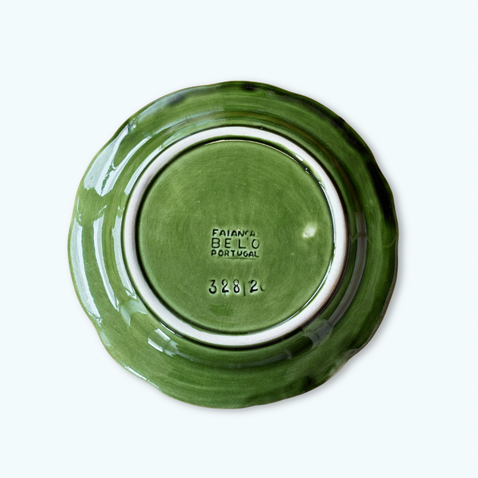 Assiette à dessert motif feuille de chou