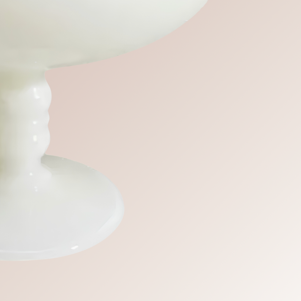 Coupe vintage en opaline blanche