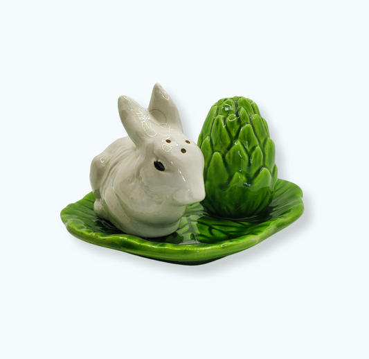 Salière & poivrière barbotine – Lapin et feuille de chou