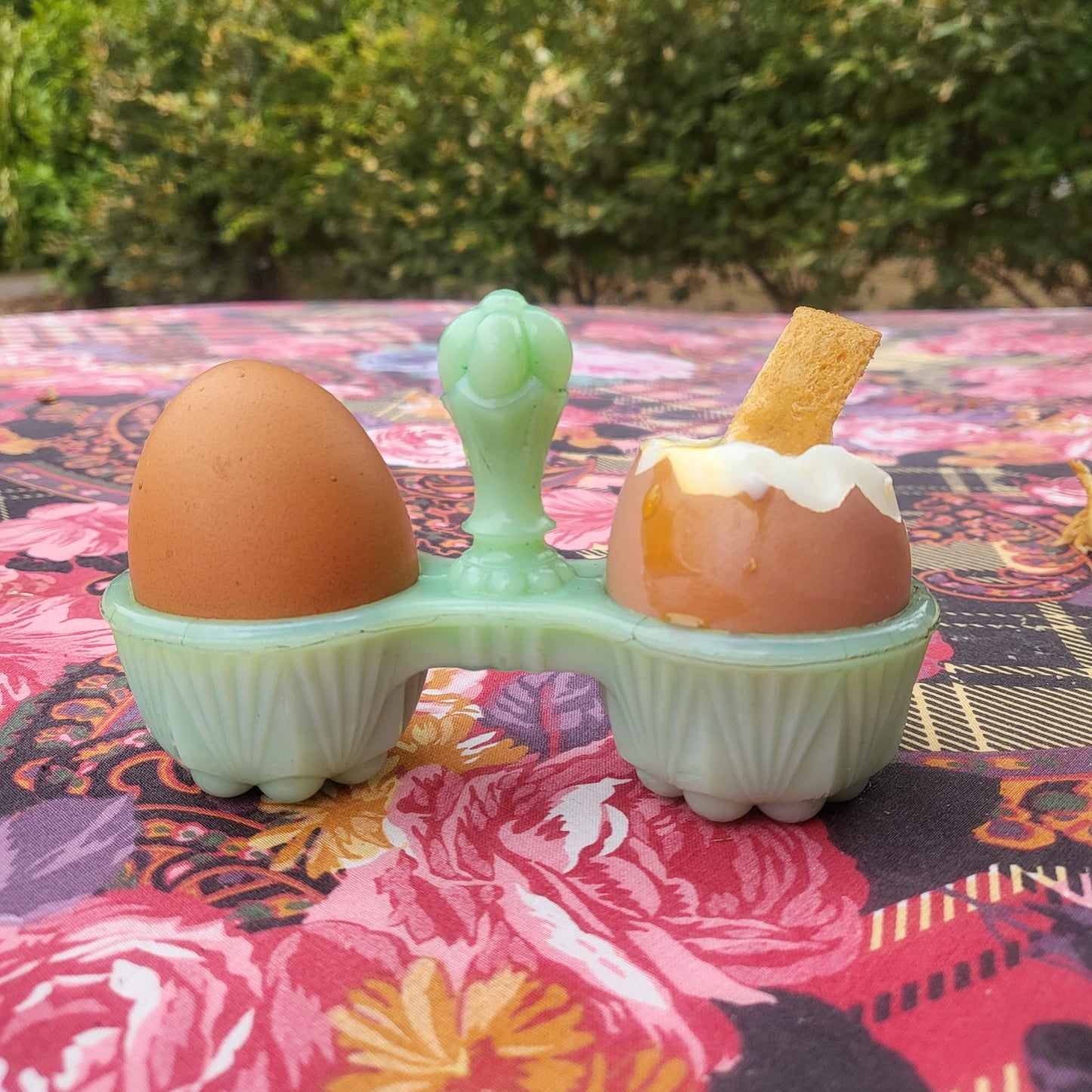 Duo sel & poivre en opaline verte – Élégance rétro