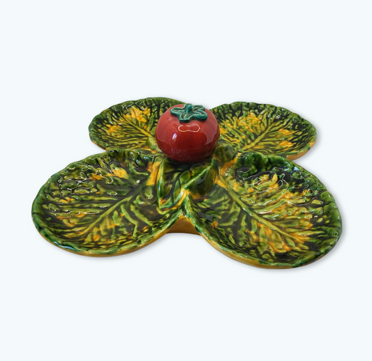 Plat feuilles de chou et tomate – Vallauris