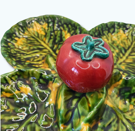 Plat feuilles de chou et tomate – Vallauris